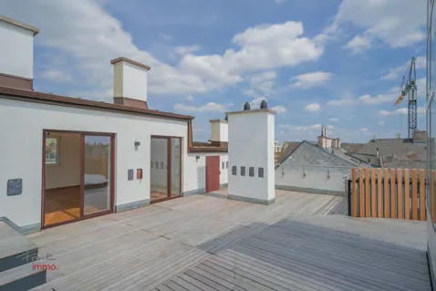 Dachterrasse mit Lift-Zugang