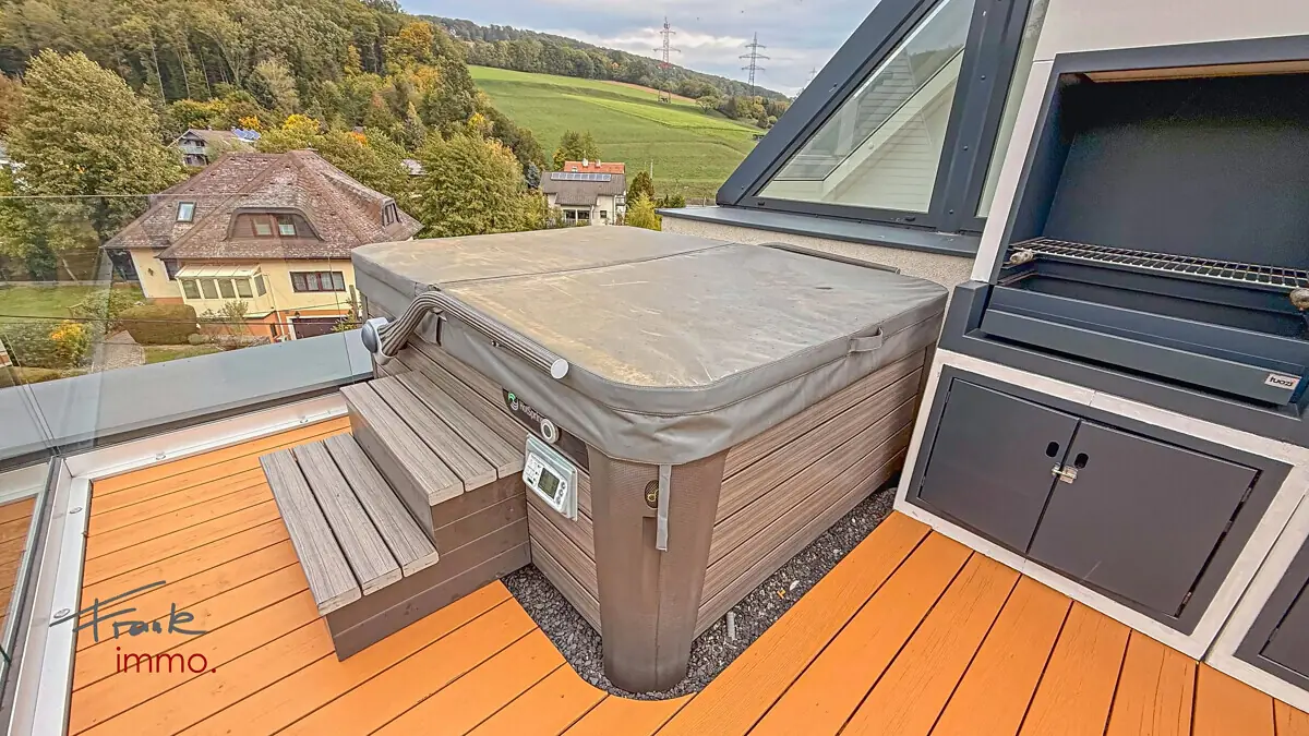 Whirlpool und Außenküche