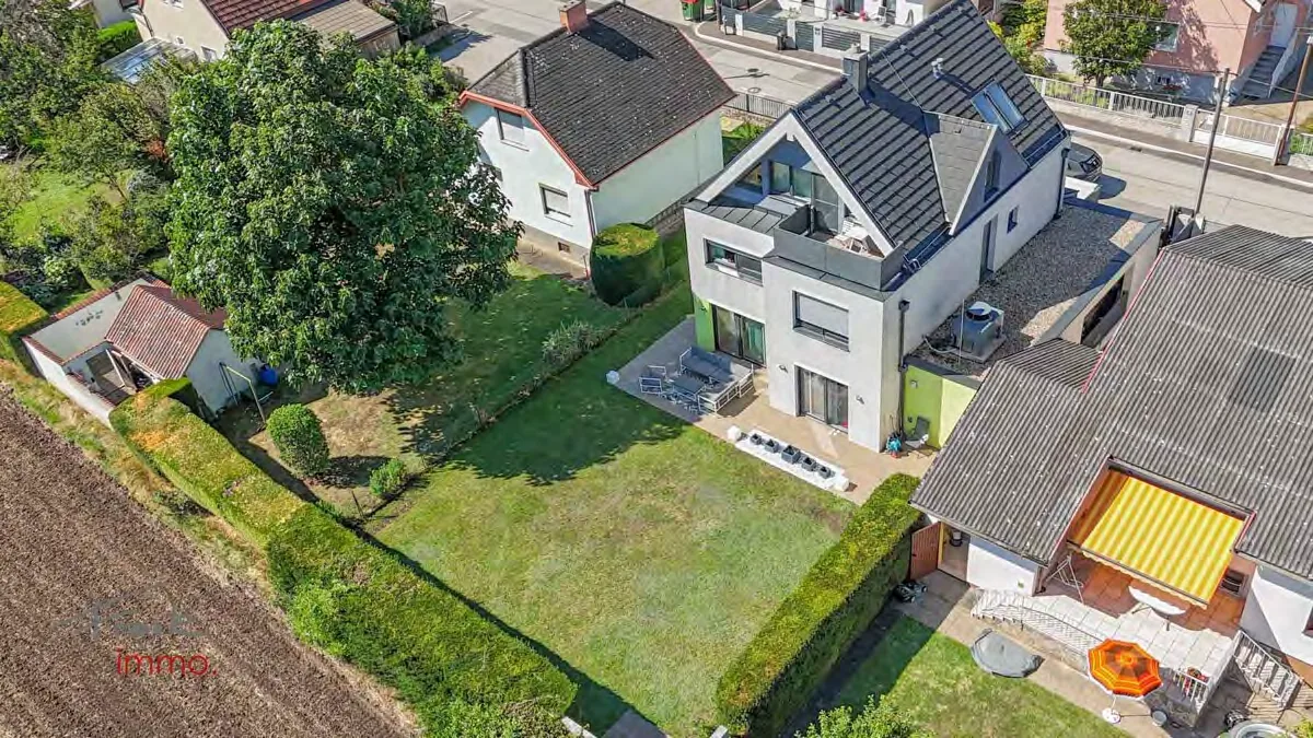 Luftaufnahme Haus und Garten