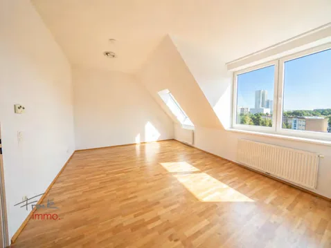 Klausenburger Straße 24 – Wohnzimmer